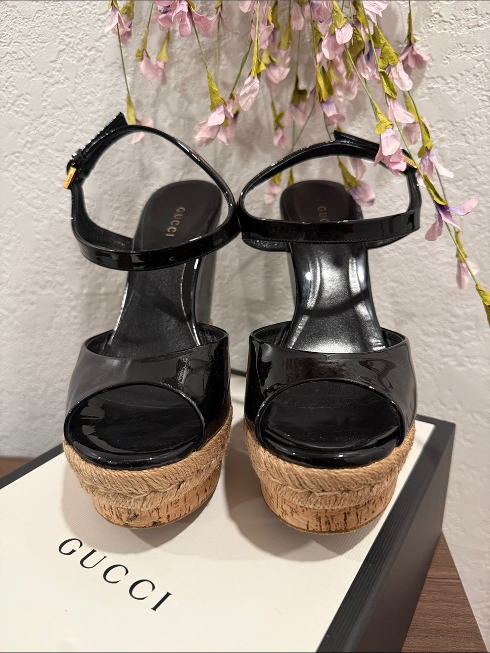 Gucci Black Patent Leather Espadrille Platform Sandals